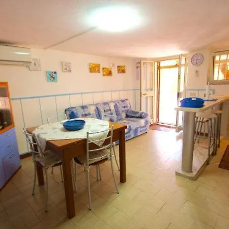 Apartman Pittulongu Sleeps 6 *