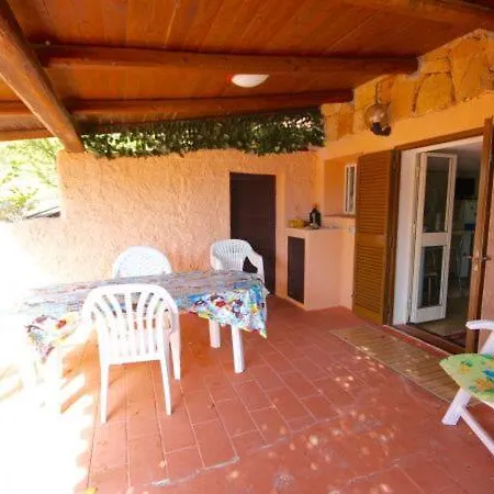 Pittulongu Sleeps 6 Apartman Olbia